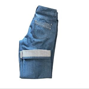 Chico's Platinum Women's Claire CP Cuffed Cropped Capri Jeans Size 1